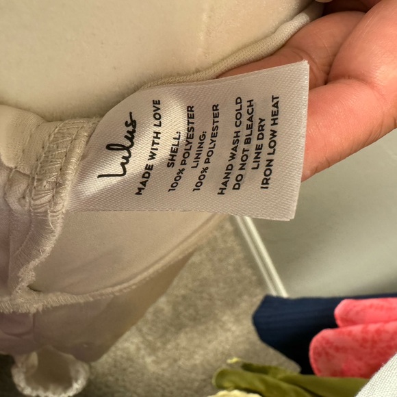 Lulu’s size small preowned satin feel mini dress - Picture 16 of 16